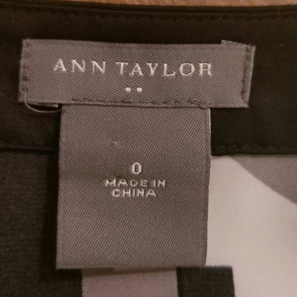 Ann Taylor Factory top - Picture 5 of 5